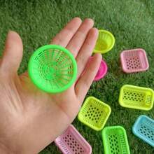 Miniature Food Play Scene Small Basket DIY Kitchen Ornament, Pretend Play Food Basket, Decoration House Decoration Accessory, Basket Size Approximately 4cm Length X 3cm Width X 1cm Depth, Assorted Colors, Sold In Quantities Of 20/30/50[1 Piece] Best Gifts