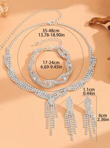 Conjunto de joyería de novia de plata con cristal - Conjunto de joyería de boda que incluye collar, aretes, gargantilla con strass y pulsera (set de 4 piezas - 2 aretes, 1 collar y 1 pulsera) para mujeres y niñas