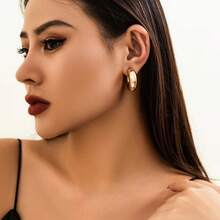 1對時尚輕盈的C形CCB夾式耳環，有多種顏色可選，非穿孔式耳環適用於耳垂和軟骨，海灘風格耳環 - C形耳骨夾 - 查看 6