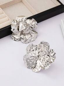 1 paire de boucles d'oreilles à clou/clips pour femmes de style vintage exagéré avec pendentif fleur texturée et pliée géométrique (style européen et américain) Valentin