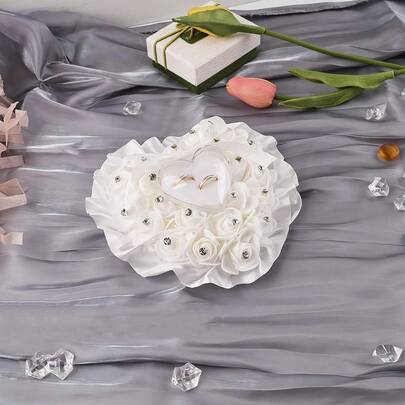 1 pieza Cojín para anillos de boda blanco (sin incluir los anillos), cojín con forma de corazón para caja de anillos con cinta, perlas falsas, encaje y soporte de rosa de cristal para regalos de bodas, decoración de bodas, decoración del hogar, decoración de fiesta, regalos para la novia, cumpleaños, graduación, decoraciones de fiesta