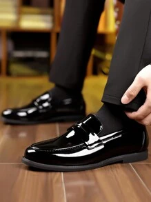 男士亮面软底一脚蹬皮鞋，新款英伦风休闲乐福鞋，适合办公室和日常穿着 - 黑色 - 查看 3