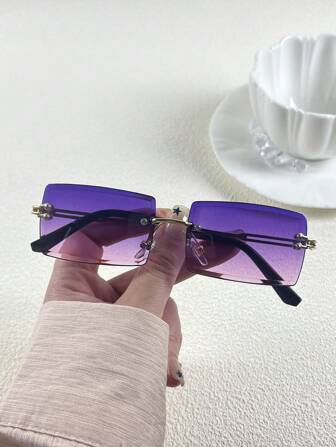 1 pieza Gafas de moda con montura cuadrada de PC unisex, con borde sin marco, varillas de aleación de zinc, adecuadas para conducir, viajar, compras, fiestas, baile callejero, desfiles de moda, accesorios de playa, con estilo de calle y que quedan bien con suéteres, chaquetas, sudaderas, pantalones y pantalones cargo para el verano, vacaciones en la playa, al aire libre y viajes