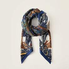 1pc Women's Elegant 90x90cm Plant & Floral Print Imitated Silk Scarf, Fashionable  Multi-Use Shawl, Windproof Warm Scarf, Sunscreen Beach Towel, Decorative Hairband & Necktie, Suitable For Daily Wear, Dates, Vacation, Travel, Photography And Festival Gifts - Multicolor - View 9
