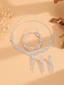 Conjunto de joyería de novia de plata con cristal - Conjunto de joyería de boda que incluye collar, aretes, gargantilla con strass y pulsera (set de 4 piezas - 2 aretes, 1 collar y 1 pulsera) para mujeres y niñas