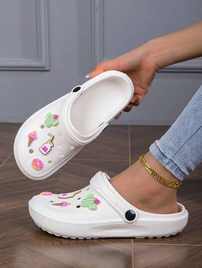 Fashionable Casual Cute Thick Bottom Closed Toe Beach Sandals, Slip-On Design With Decorative Buckle, Non-Slip, Lightweight, Couple Style, Garden Clogs, Spring/Summer