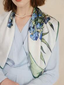 1 pièce Écharpe pour femme de style français de peinture Van Gogh élégant de fleur satinée d'imitation de soie, 70*70cm carré rétro chic écharpe décontractée décorative pour le cou, accessoire inspiré par Monet à la menthe, écharpe artistique avec styles multiples, bandeau, crème solaire, serviette de plage, convient pour un port quotidien, des rencontres, des activités de plein air, des vacances, des voyages, de la photographie, comme cadeau. Bandana, bandeau cheveux, bandeau idéal pour rehausser votre look