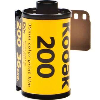Kodak Original GOLD 200 35mm Film 36 Exposure Per Roll Fit For M35/ M38/ F9/ H35 Camera (Expiration Date: 2025/9) Classic Film