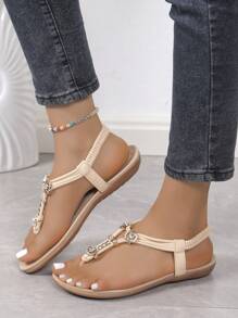 Sandalias tipo chanclas con cuña baja y planta plana, decoradas con cuentas y rhinestones, verano 2024 para mujer