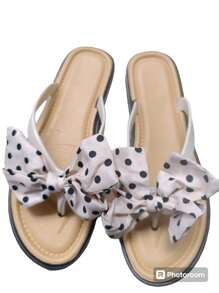 Sandalias pata gallo para mujeres deseño con moño - Blanco - Ver 2