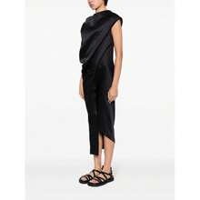 Issey Miyake Váy bao bọc phụ nữ - màu đen - Xem 1
