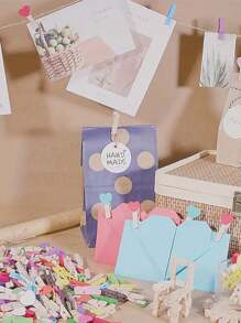 1050pcs Colorful Wooden Clips For Hanging Photos Wall Art,  Rope Clips For Stringing Pictures And Postcards, Mini Heart-Shaped Clips For DIY Photo Albums And Wall Decorations - Multicolor - View 8