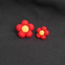 Cute 2pcs Women's Red Heart Shaped Plastic Brooch Pin For Clothes, Shoes, Bags Accessories Valentine's Day