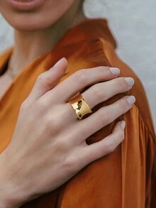 Charm-In 女士14K鍍金粗圈戒指-可堆疊的情趣戒指，適合女友、母親、妻子 - 金黃色 - 查看 2