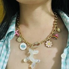 Collar de joyería con colgante de formas variadas (flor, caballo, ojo malvado, perro grande, caramelo, arcoíris, oso, cerradura, té, leche, píldora) con conector de circonita cúbica con micro pavé, broche de tornillo chapado en oro de 18K, estilo bohemio, para mujer