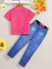 2 件套时尚年轻女孩向日葵和字母印花短袖针织上衣和牛仔效果裤配向日葵腰带夏季服装 - 玫紅色 - 查看 2