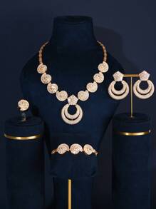 New Zirconia Middle East/Dubai Bride Wedding 4pcs Set: Necklace, Earrings, Bracelet, Ring, Star & Moon Pendant Design, Suitable For Banquet