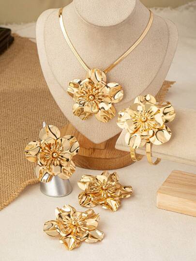 5pcs/Set Fashionable, Exquisite & Elegant Metal Flower Pendant Necklace, Earrings, Ring & Bangle Set Suitable For Women To Wear On Evening Parties, Gatherings, Holidays, And To Give As Gifts For Festivals Valentines,Mom,Mother,Mother's Day,Gift