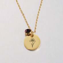 Colier cu pandantiv cu nume personalizat Colier cu flori de naștere pentru femei Margarete florale lunare din oțel inoxidabil Nume gravat cu flori Colier cu pandantiv Bijuterii personalizate Choker Cadou de aniversare