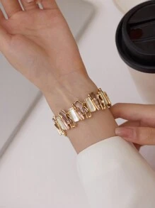 1 件女式创意时尚彩色不对称几何设计弹性锌合金表带，兼容 Apple Watch 38 毫米、40 毫米、41 毫米、42 毫米、44 毫米、45 毫米和 49 毫米，适用于 Ultra、Ultra 2、SE、9、8、7、6、5、4、3、2、1