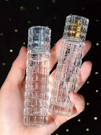 SHEIN x Heather Rae 1入組玻璃噴霧瓶，30ml精美可裝香水噴霧器空瓶，旅行便攜香水噴霧器帶盒子（金色，銀色）