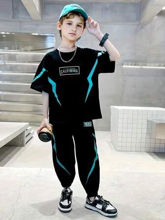 2pcs Tween Boy Sports & Casual Lightning Pattern Short Sleeve T-Shirt And Long Pants Outfits For Summer