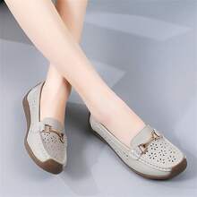 Sandalias planas de deslizamiento huecas de , zapatos tipo mocasín casuales y respirables para madres de mediana edad y ancianas - Gris - Ver 5