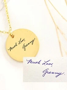 个性化手工名字雕刻项链,简约不锈钢硬币吊坠项链,时尚经典设计,金色,适合女性锁骨、生日、家庭节日、亲戚和孩子的礼物,金色、磨砂金、白金、银色、时尚、多彩、复古、男女通用、时髦、简约、休闲、定制、个性化、独特、适合他的理想礼物、适合她、她、男朋友、女朋友、爸爸、妈妈、家人、朋友、周年纪念日、生日、毕业典礼、舞会、派对、女士珠宝 - 金色 - 查看 8