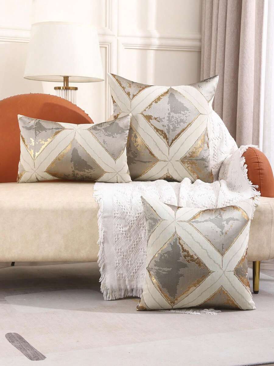 1pc Golden Thread Geometric Jacquard Pillowcase