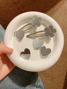 2入組Y2K銀鏡面女士髮夾，心形花卉流淚形狀的髮飾夾，可以用於修剪和側髮裝飾的短鱷魚夾