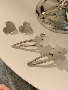 2入組Y2K銀鏡面女士髮夾，心形花卉流淚形狀的髮飾夾，可以用於修剪和側髮裝飾的短鱷魚夾