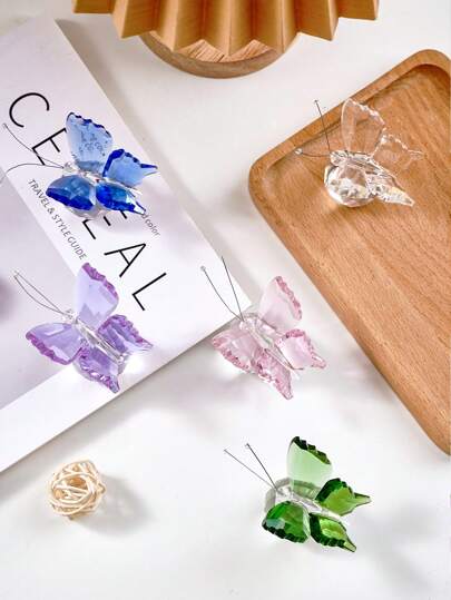 1pc Cute Colorful Crystal Glass Butterfly Tabletop Decoration, Transparent Colored Glass Butterfly Festival Decorative Crafts Home Shop Window Decor, Creative Gift Decorative Ornament Birthday Gifts Graduation