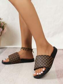 Checkered Pattern Pillow Slippers, Soft And Lightweight Indoor House Slippers, Fashionable Summer Beach Slippers - Brown - View 5