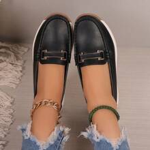 Women's Fashionable Metal Buckle Decorated Flat Leather Round Toe Shoes Suitable For Daily Life