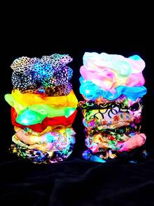 3 Stücke LED Haargummis für Frauen - Haargummi, Leuchtende Haargummis für Mädchen, Bunte Garnhaarspangen mit mehreren Leuchtmodi, dekoriert mit Leoparden-, Punkte- und Schmetterlingsprint, Neon-LED-Rave-Haaraccessoires, die im Dunkeln leuchten, Partyzubehör für Dunkelheit, Halloween-Party, Kreuzfahrt, Urlaub, Straße, Tanzparty, Musikfestivals, Nachtclubs, tolle Geschenke für Freunde und Kinder - Verschiedenfarbig - Übersicht 4