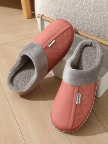 Nouvelles pantoufles d'intérieur en PU imperméable, avec semelle douce, doublure thermique épaisse, pantoufles chaudes pour l'automne/l'hiver