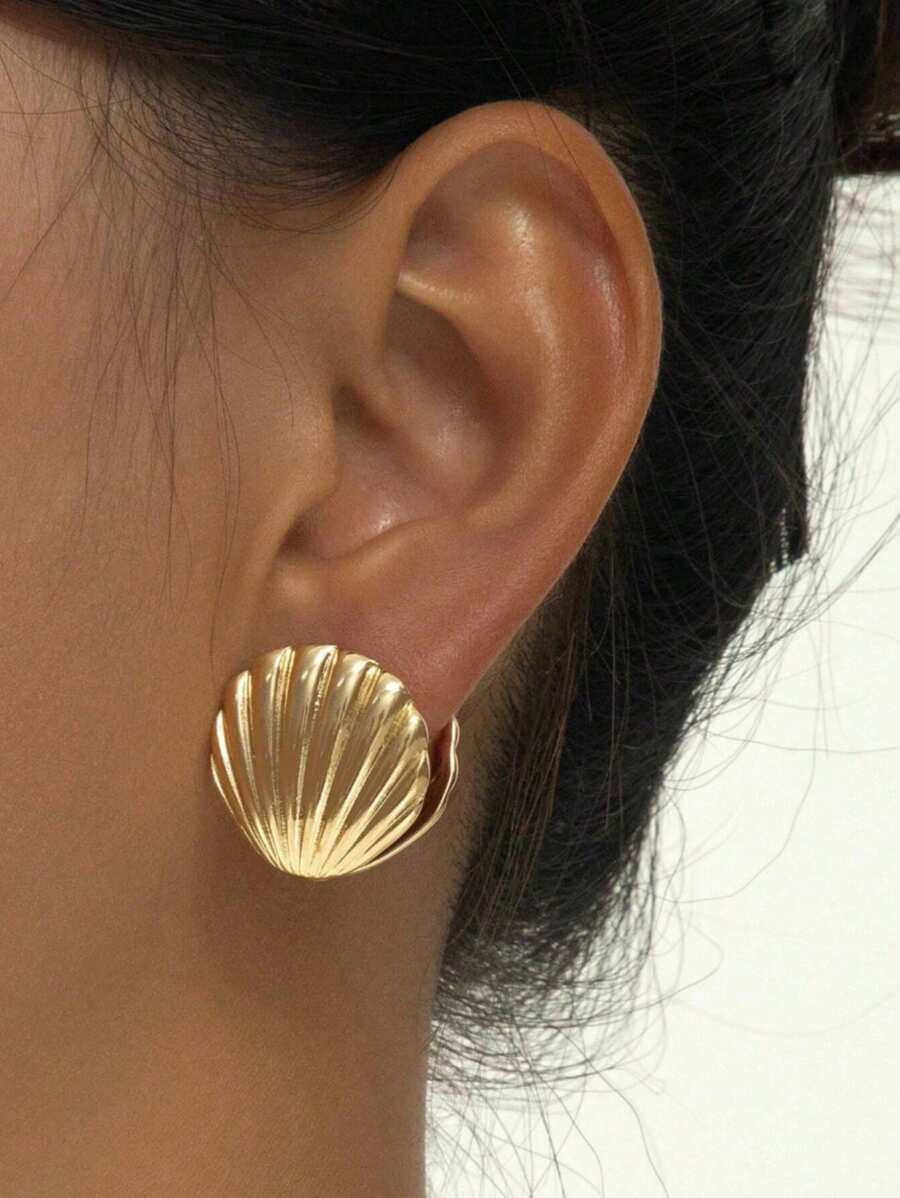 1 Pair Ocean-Themed Earrings, Gold Shell Design Hoop Earrings, Suitable For Daily Wear, Parties, And Summer Vacation Accessories - Shell Earrings - View 1