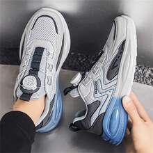 Zapatos deportivos de aire acondicionado personalizados de tejido transpirable con bloqueo de colores y hebilla mecánica para hombres, perfectos para correr, tenis y actividades al aire libre de moda casual - Gris - Ver 2