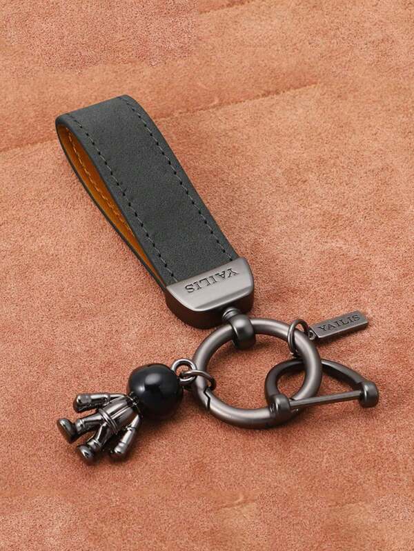 1pc Car Keychain Space Man Shaped Keyring Pendant, Couple High-End Key Holder, Holiday Gift With Spring Buckle