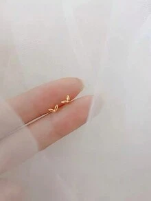 Mini Sweet Sprout Stud Earrings, Simple And Dainty Invisible Bean Sprout Cartilage Earrings For Women - Gold - View 2