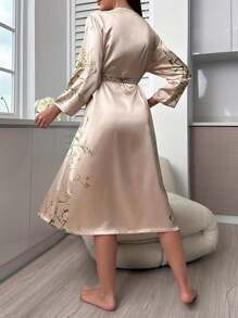 1pc Ladies Elegant Soft Silk Sleepwear, Loose Fit Long Sleeve Robe, Breathable And Cool For Home Use, Spring Summer & Autumn Winter