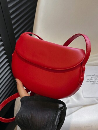 2024 Summer New Korean Retro Red Saddle Bag Crossbody Small Bag Women's Versatile Simple Phone Bag