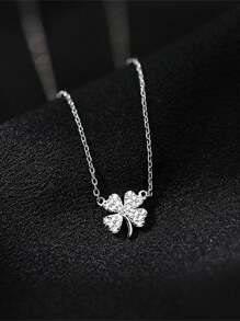 1 件优雅水钻三叶草吊坠项链，适合女士（避免接触水） - 白色 - 查看 2