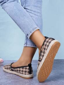 2024新款夏季女款透氣圓頭平底草繩鞋，滑動式行駛便鞋，日常休閒布鞋，時尚百搭