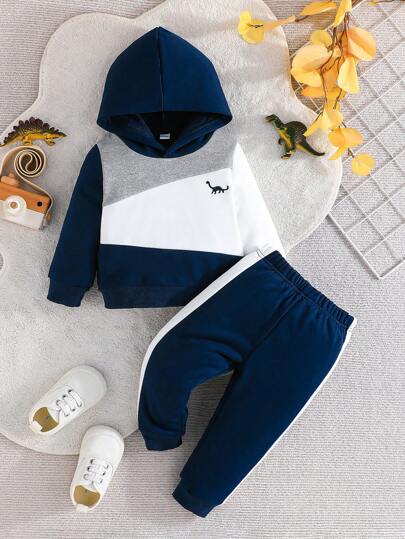 2 件套男婴时尚休闲新款恐龙刺绣撞色连帽衫和裤子套装