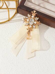 1pc Elegant Style Black And White Ribbon Fabric Brooch Adorned With Rhinestones, Palace-Style Badge Jewelry For Women, Perfect Gift For Dates & Occasions, Suitable For Daily Wear - classic - View 11