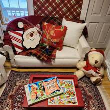 1:12 Dollhouse Miniature Living Room Furniture Set - 3pcs White Fabric Sofa With 4 Pillows, Doll House Sofa, Micro Scenery Decor, Reclining Loveseat, White Decorative, Doll Furniture, Cute Small Sofa, Exquisite Small Sofa Pendant, Miniature Toy Furniture, Suitable As A Gift