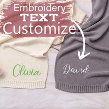 婴儿毯、婴儿礼物、新生儿礼物、个性化名字、刺绣婴儿车毯、新生婴儿礼物、柔软透气针织、婴儿洗澡礼物透气柔软定制、独特、个性化理想礼物，适合他/她、男朋友、女朋友、爸爸、妈妈、家人、朋友、宠物、儿子、女儿，适合周年纪念日、情人节、母亲节、生日、儿童节、父亲节、毕业典礼、婚礼、圣诞节、乔迁沙发、床、汽车、卧室、客厅 - 灰色 - 查看 2