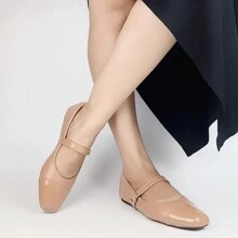 Sapatilha Boneca Feminina Bege Nude Quadrada com Fivela Calcado Mocassim Mulher Moda Menina Bota Sandalia Chinelo