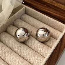 2pcs Women Gold Big Earrings, Sophisticated And Unique Design, Minimalist And Luxury Metal Silver Ear Studs, Fashionable And Elegant Suitable For Various Occasions.